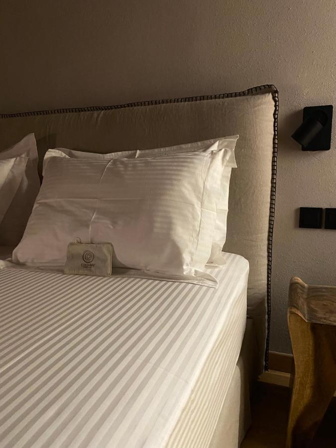 Ej Boutique Suites 米利纳 外观 照片