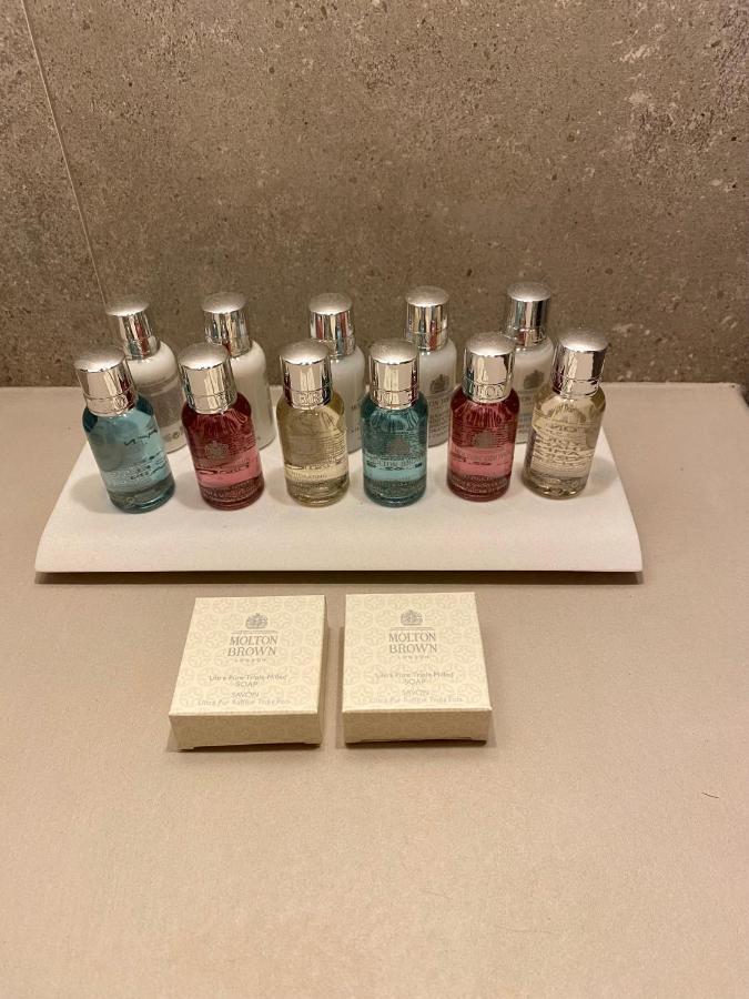 Ej Boutique Suites 米利纳 外观 照片