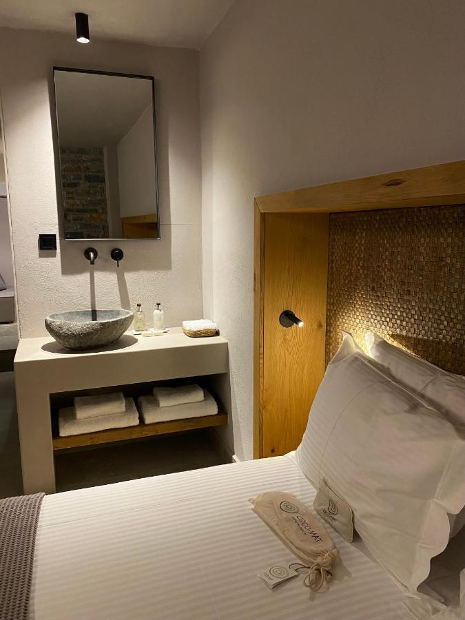 Ej Boutique Suites 米利纳 外观 照片